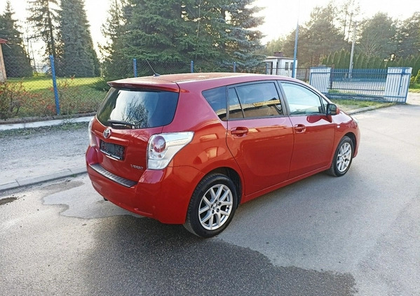 Toyota Verso cena 40500 przebieg: 161480, rok produkcji 2012 z Szczekociny małe 92